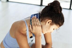 Cervical compress to relieve symptoms of osteochondrosis
